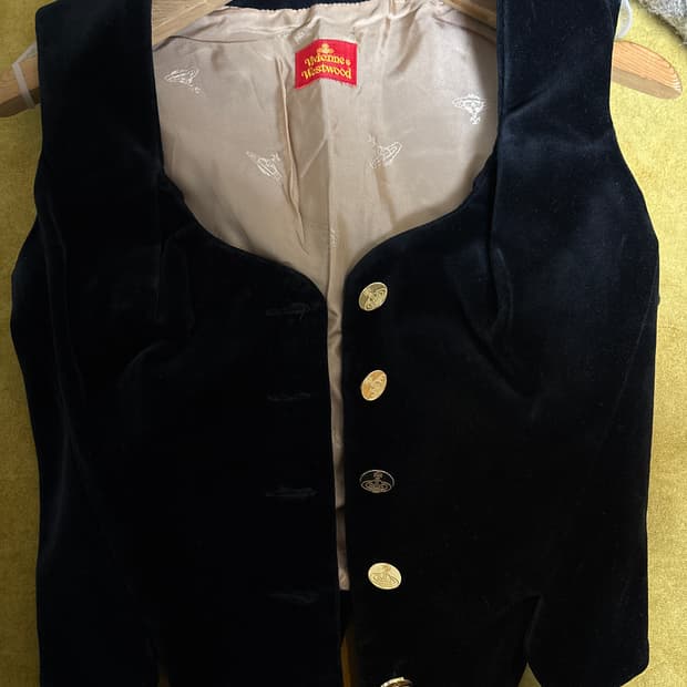 비비안웨스트우드 벨벳 코르셋 베스트