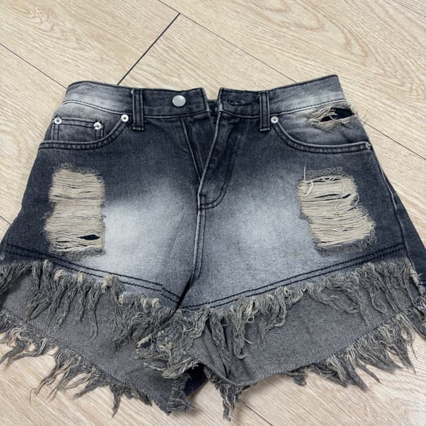 보헤미안서울 데미지 워싱 반바지 22