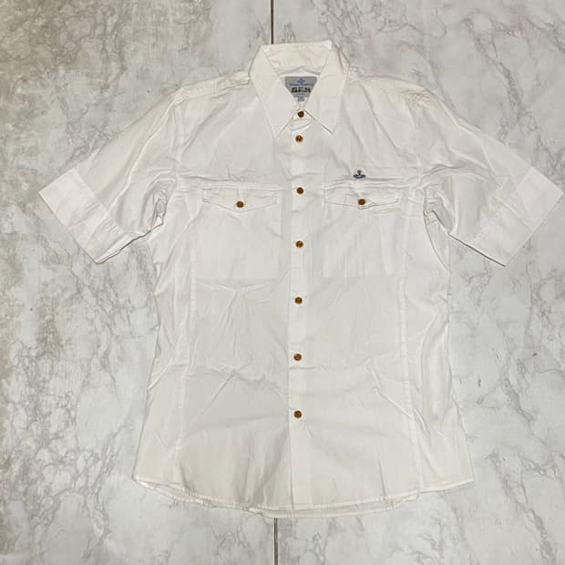 비비안웨스트우드 반팔 셔츠 사이즈 100