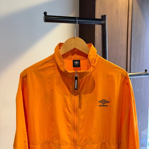 16102 - 엄브로 바람막이 자켓 