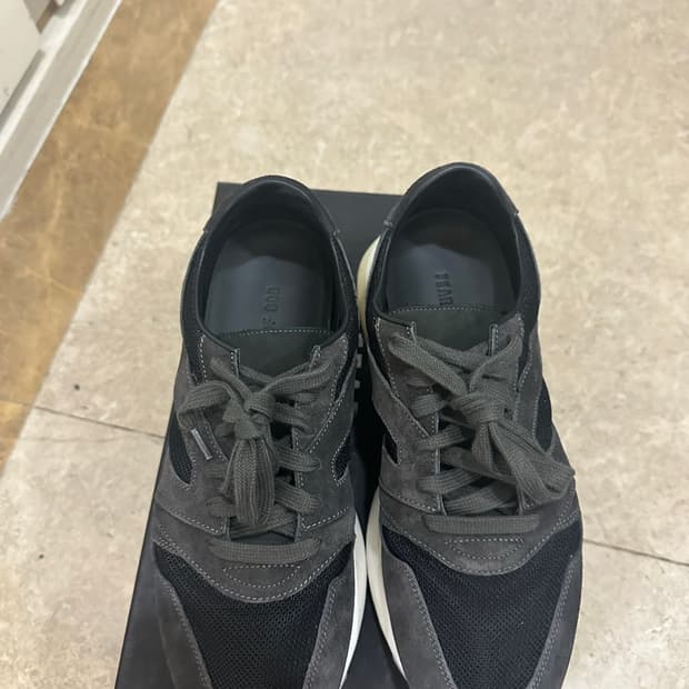 피어오브갓 스니커즈