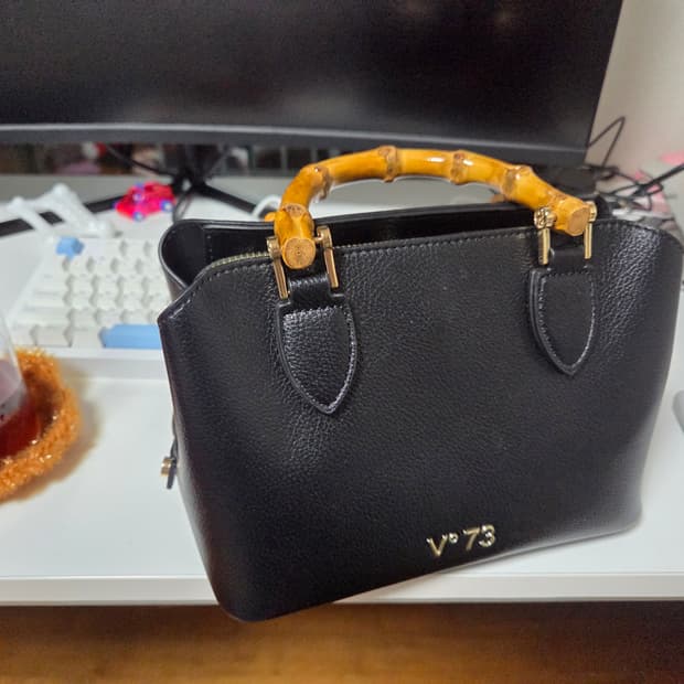 v73 뱀부가방 판매합니다~