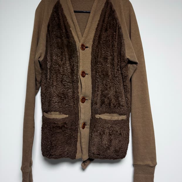 캐피탈 배색 퍼 가디건