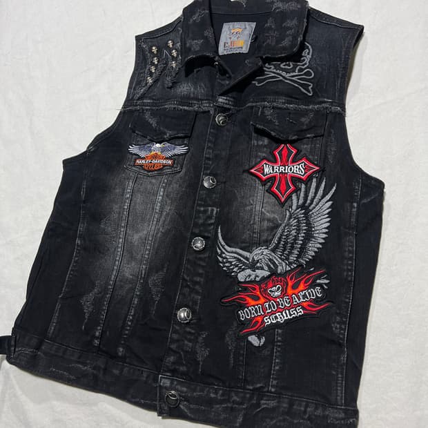 블랙워싱 데님조끼 