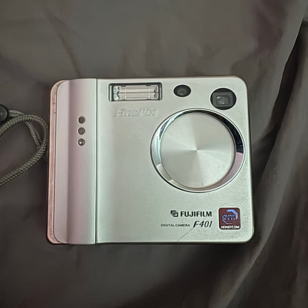 후지필름 파인픽스 f401