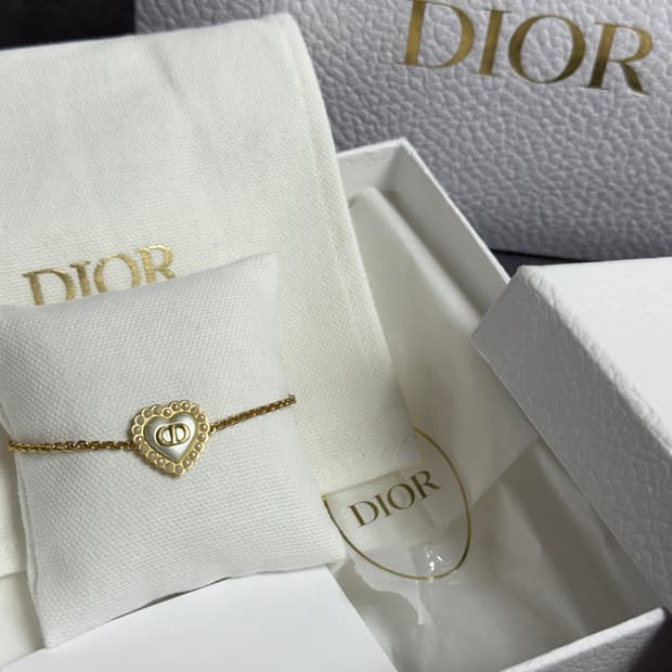디올 하트 CD 팔찌 골드 풀구성