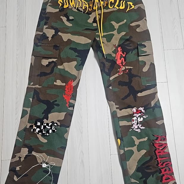 선데이오프클럽 자수 카모바지