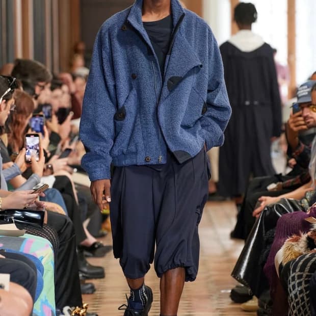 (48) 키코 코스타디노브 머스크 봄버