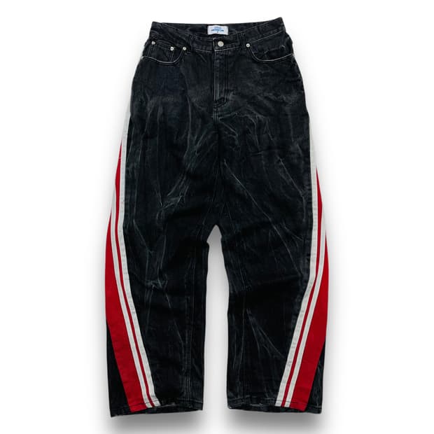UUL 사이드 레드 트랙 와이드 흑청 데님팬츠