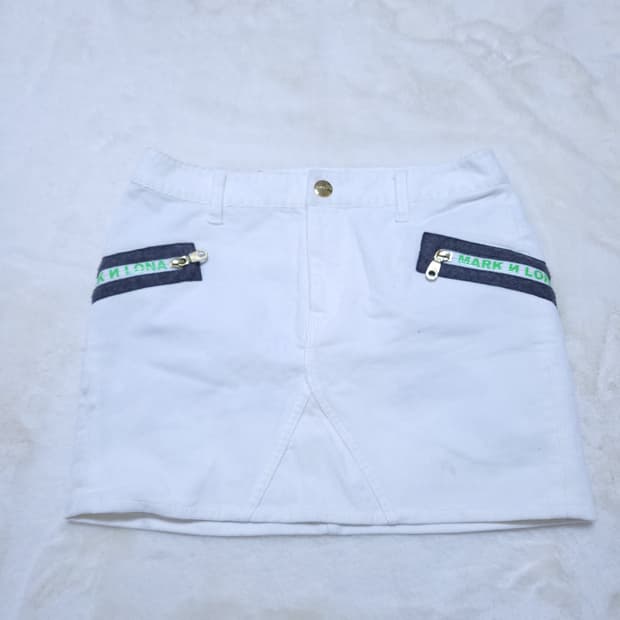 마크앤로나 골프 여성 치마 40 0310 뽀샤샤