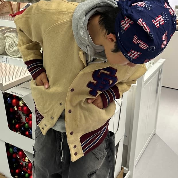 90s 올드스쿨 패치 베이지 바시티 jk