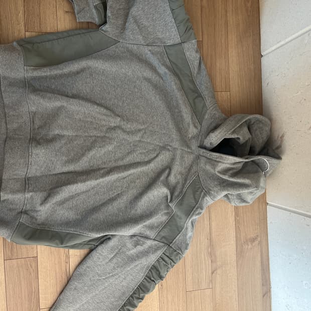 엑스톤즈 후드티