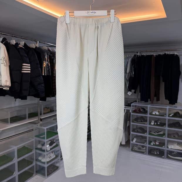 [리오브] 이세이미야케 옴므플리세 플리츠 바지