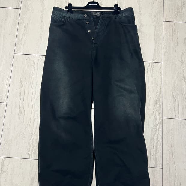 발렌시아가 23ss 스티커배기 L