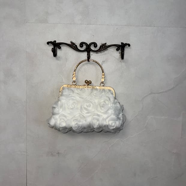 White rose corsage mini hand bag