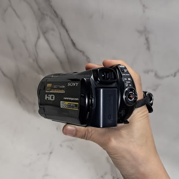 상태최상) 소니 HDD 60GB 핸디캠 HDR-SR11 캠코더