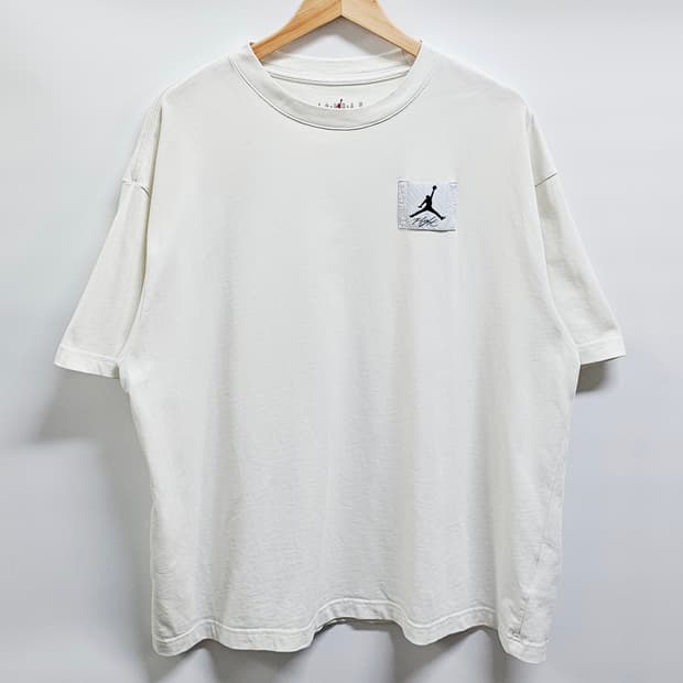 나이키 조던 플라이트 반팔티셔츠 XL 24년신상 