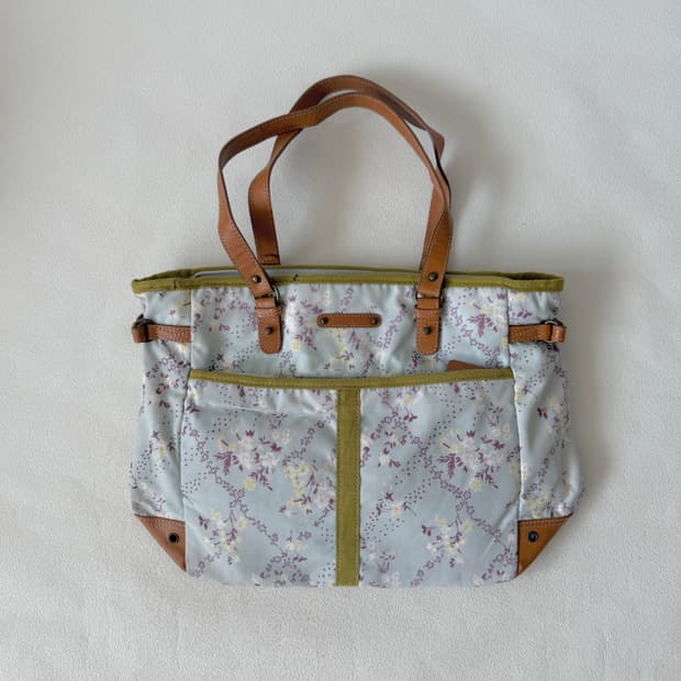 써스데이아일랜드(Thursday Island) 토트백(레더 스트랩)