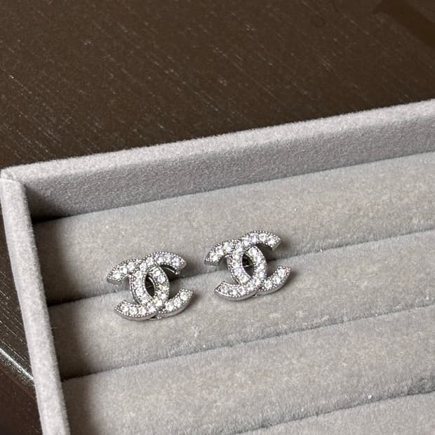 샤넬 귀걸이