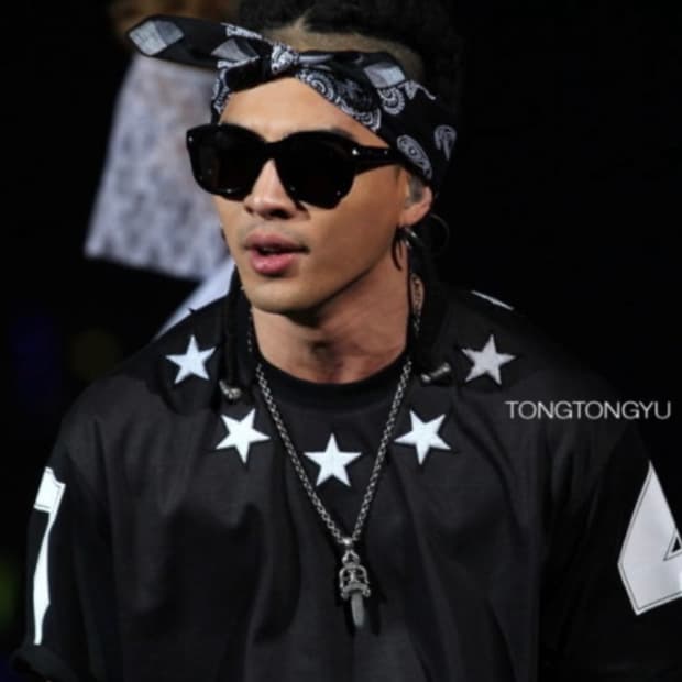 Givenchy 스타 패치 반팔 M