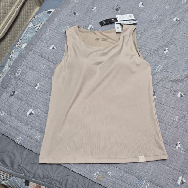 🇹🇷여기보소🇹🇷GUESS 베이지 골지나시105