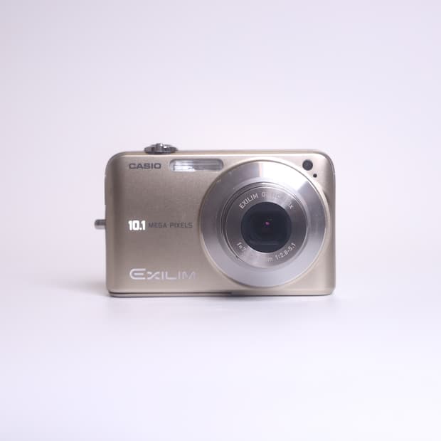 카시오 엑슬림 Z1050 골드