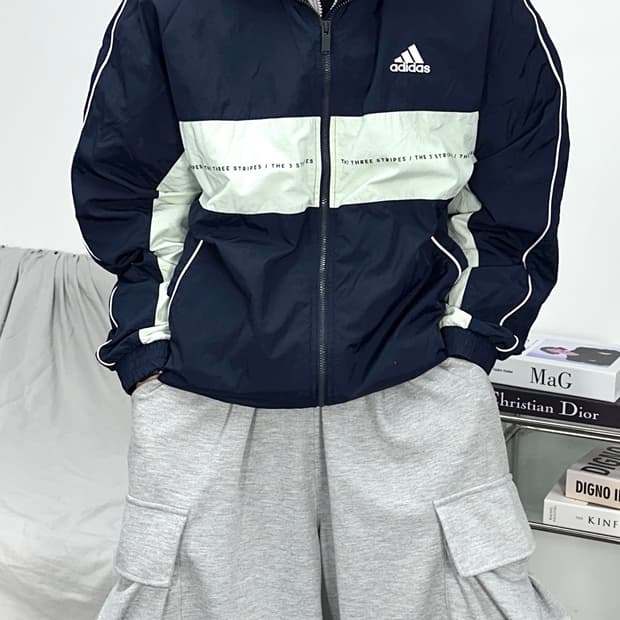 아디다스 네이비 배색 우븐 바람막이 L