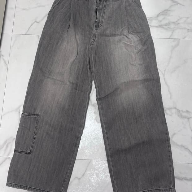One Tuck Wide Carpenter Denim Pants 2