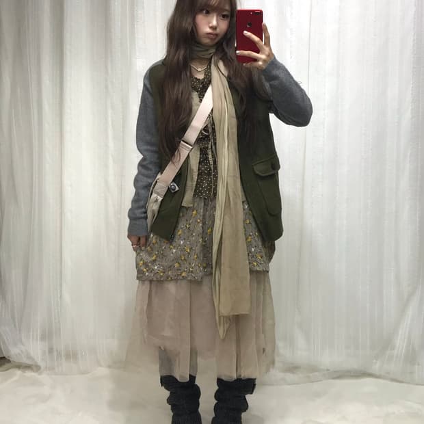 데일리 카키 하구미 잔꽃 타미힐피거 집업 코디세트