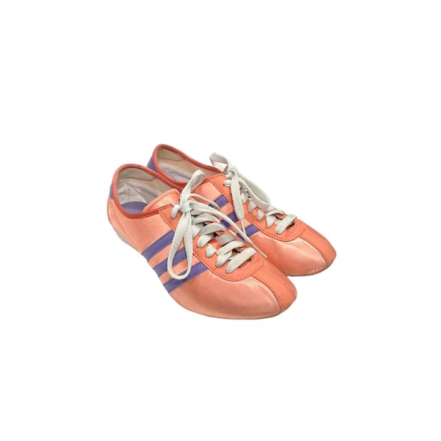 Adidas (240)