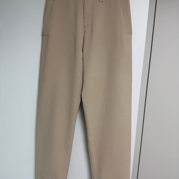 [46] 우영미 베이지 팬츠
