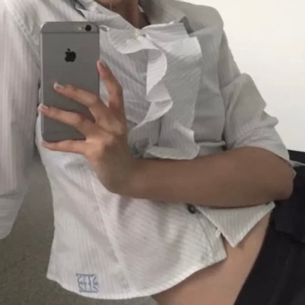 애옹쓰 멀티프릴셔츠