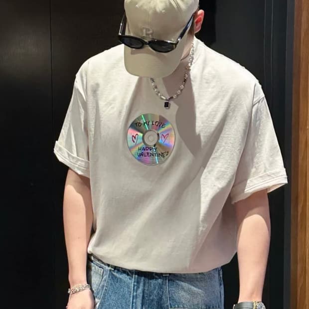 [M] 발렌시아가 24SS 발렌타인 투 마이 러브 CD 반팔 티셔츠