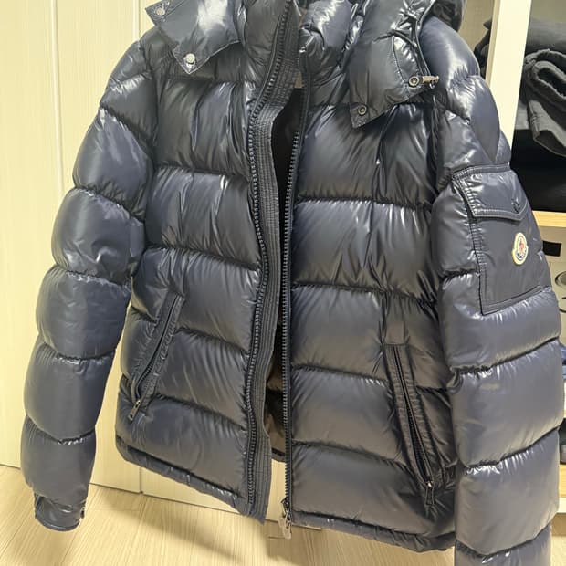 몽클레어 마야쇼트 다운자켓