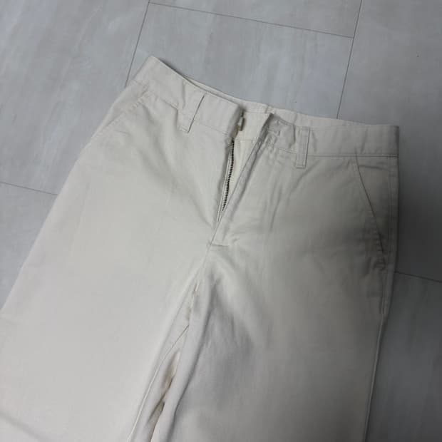 무탠다드 와이드핏 치노팬츠