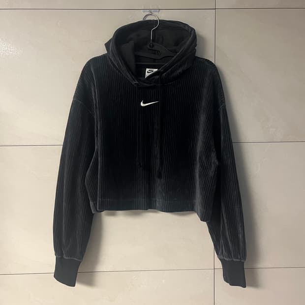 나이키 스우시 벨벳 벨루어 코듀로이 크롭 후드티 [M]