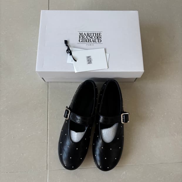 Marithe Francois 마리떼 프랑소와 저버 스터드 메리제인