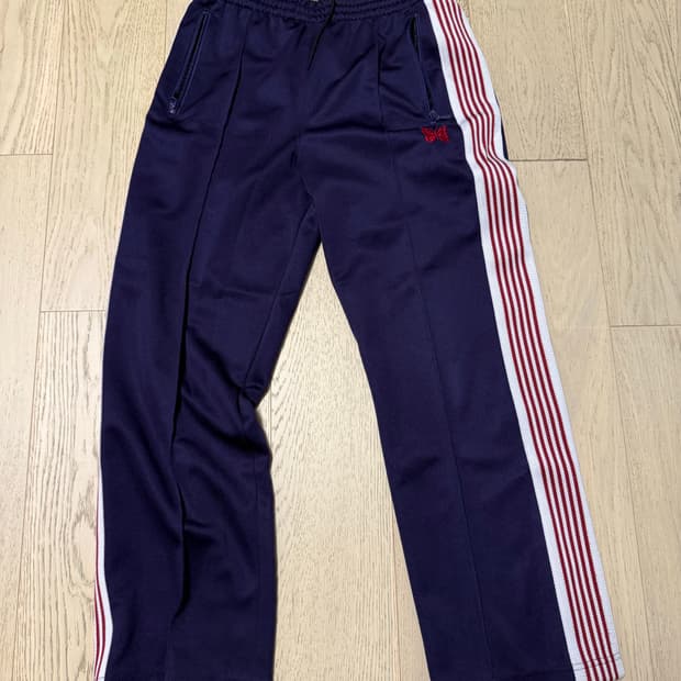 니들스 트랙팬츠 스트레이트 핏