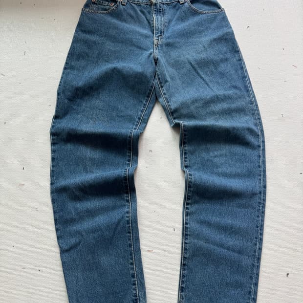 리바이스 550 클래식 릴렉시드 테이퍼드핏 데님 팬츠