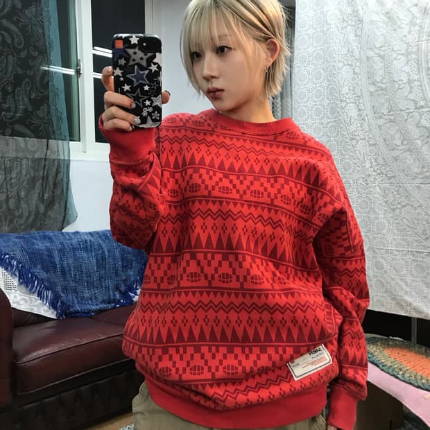 Sakun 사쿤 패턴 레드 맨투맨