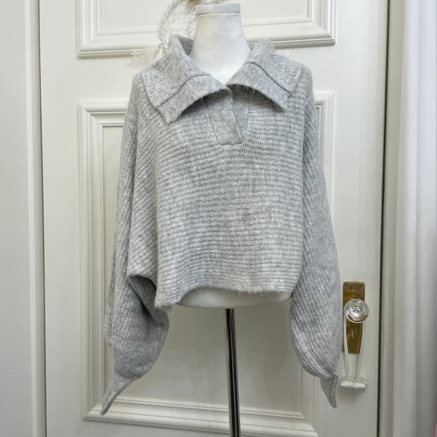 melange gray big collar crop sweater