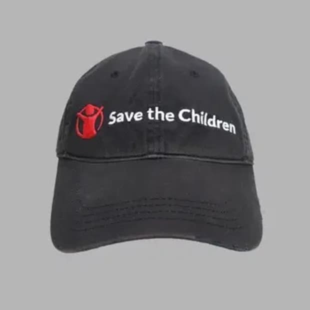 더뮤지엄비지터 세이브더칠드런 볼캡