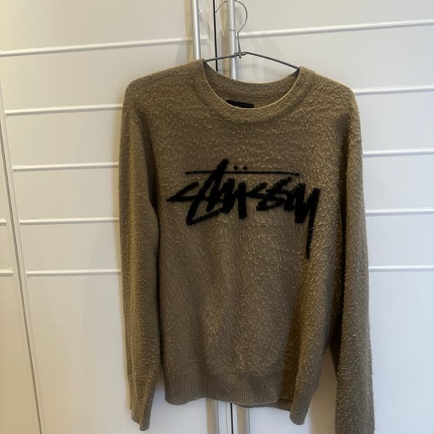 스투시 니트 small