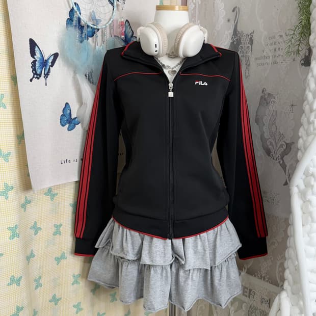 휠라 블랙 & 레드 져지