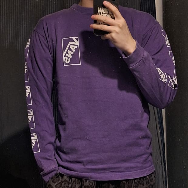 반스 피그먼트 퍼플 화이트 멀티로고 스케이트보드 긴팔 티셔츠 롱슬리브 M