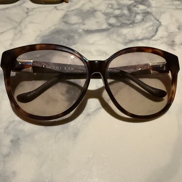 린다페로우 the row 선글라스