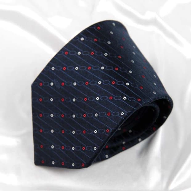 발렌티노 가라바니 9.2cm A+등급 남자 명품 넥타이