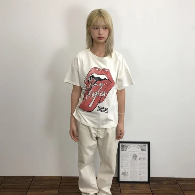 H&M Rolling Stones Tour Tee Cream