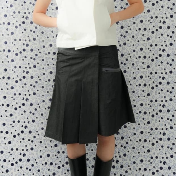 인앤양인하모니 랩 스커트 