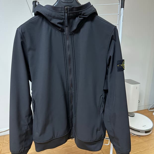 스톤아일랜드 바람막이